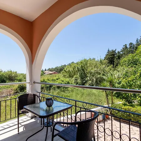Appartement Xenofontas Agios Georgios Pagon