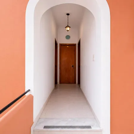 Xenofontas Apartmán